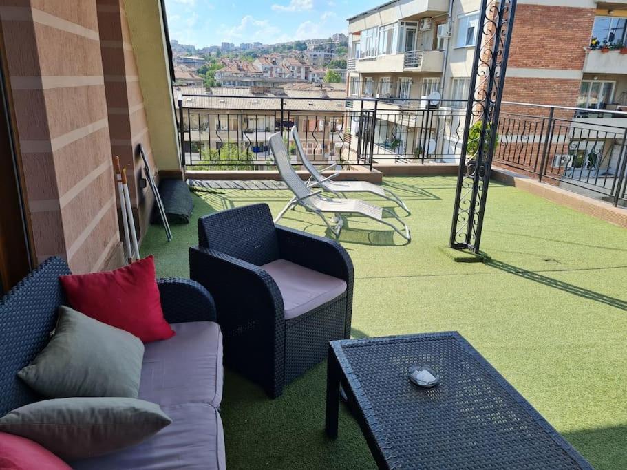 Unique Studio- Great Balcony And View! Parking Possibility! Tırnova Dış mekan fotoğraf