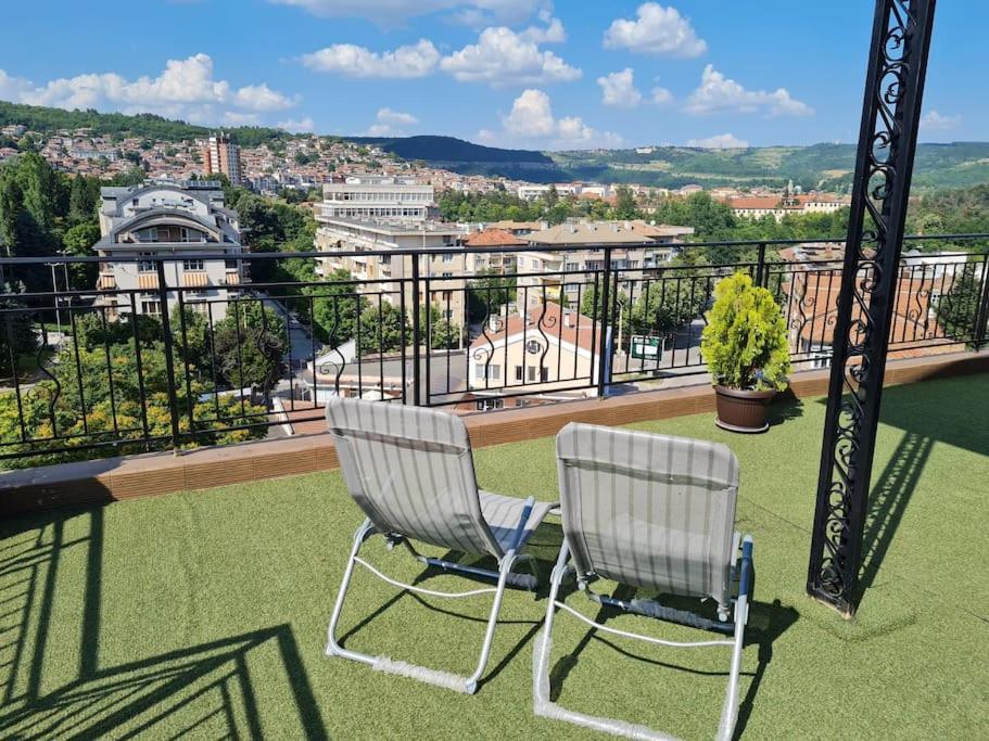 Unique Studio- Great Balcony And View! Parking Possibility! Tırnova Dış mekan fotoğraf