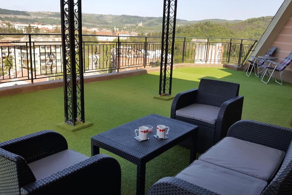 Unique Studio- Great Balcony And View! Parking Possibility! Tırnova Dış mekan fotoğraf